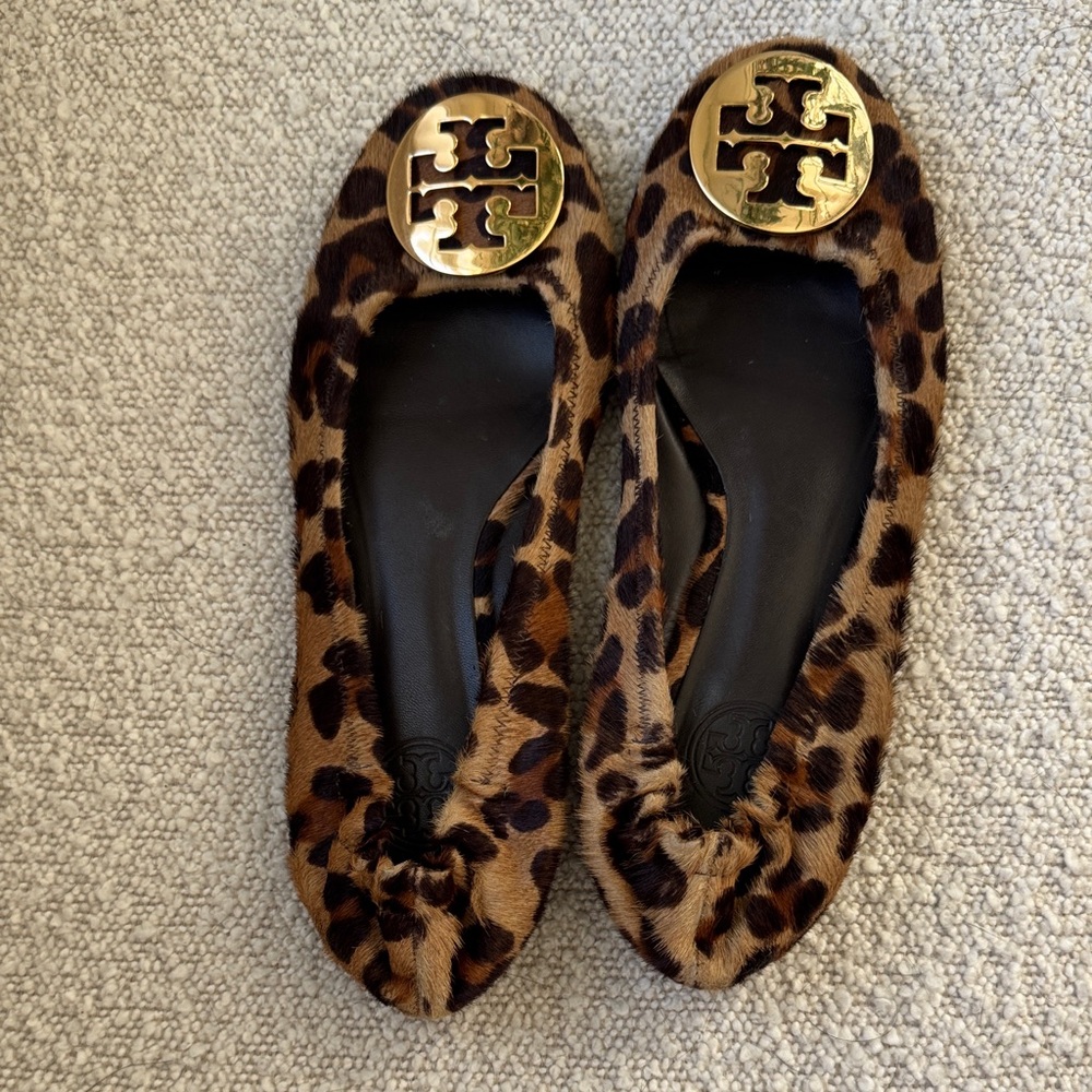 Tory Burch Brown Leopard Flats Size 7.5